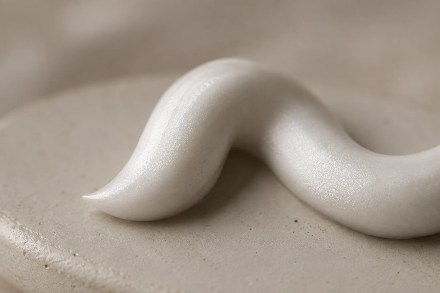 Textura de la crema dental Biozone Dent